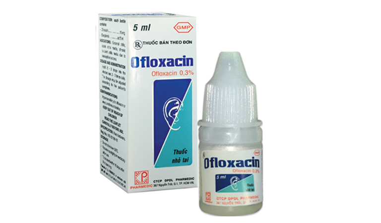 Nhỏ tai bằng các dung dịch kháng khuẩn như Ofloxacin